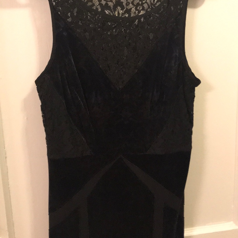 Velvet Dress - Picture 3 of 6